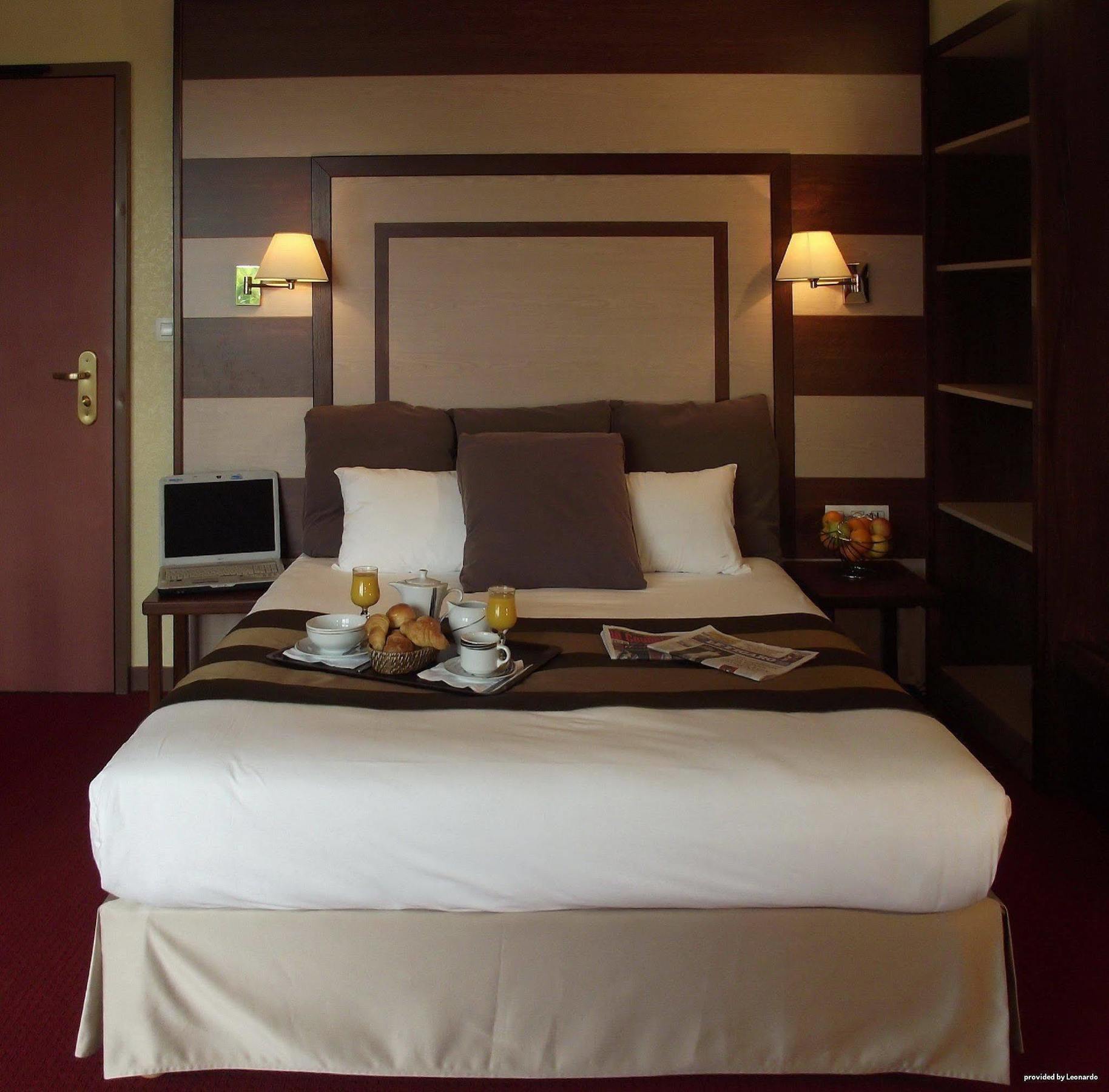 Best Western Hotel De Paris Laval  Pokoj fotografie